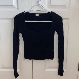 Long Sleeve Square Neckline